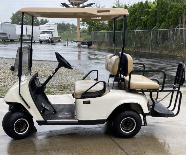 2012 E-Z-GO TXT - 4 Passenger
