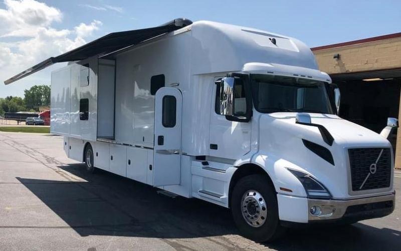 2022 Elliott's Custom Coaches Motorcoach