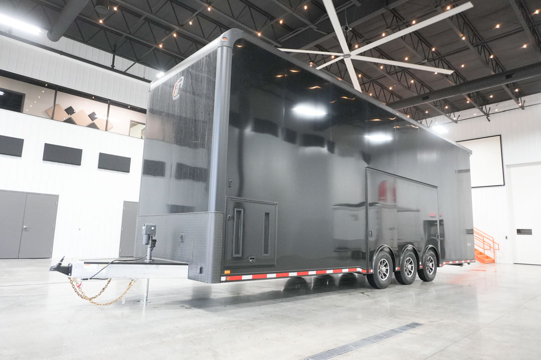 2027 inTech 32' Stacker Lite